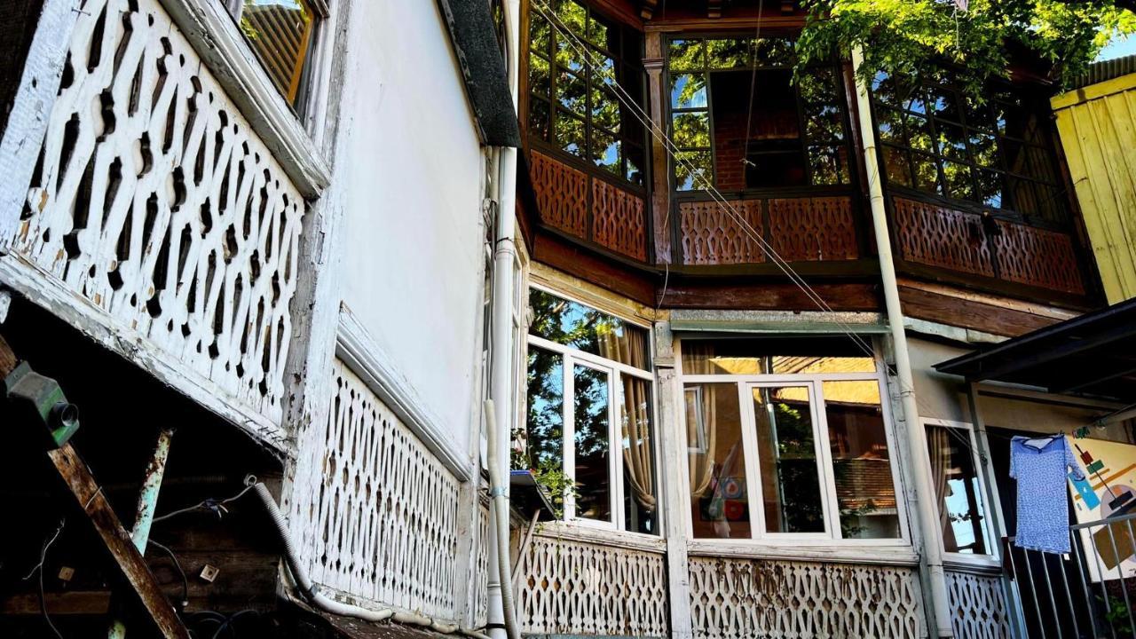 Hostel Pirosmani Тбилиси Экстерьер фото
