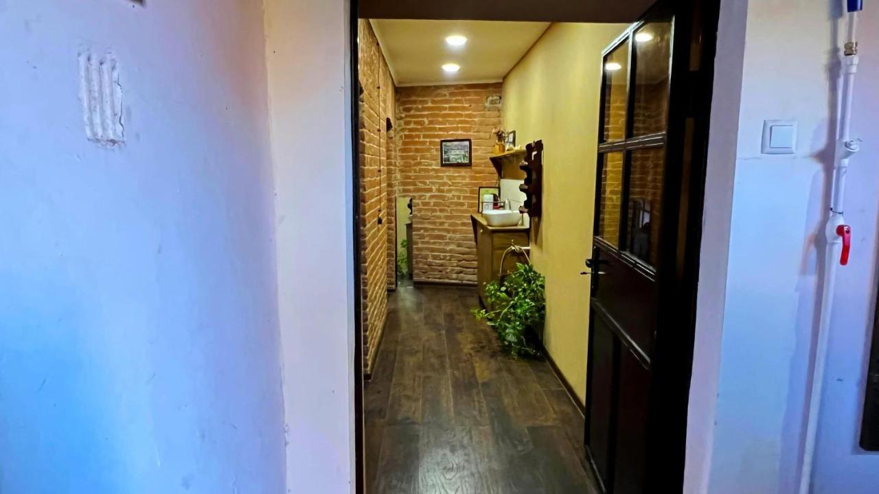 Hostel Pirosmani Тбилиси Экстерьер фото