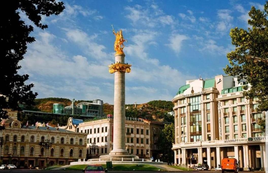 Hostel Pirosmani Тбилиси Экстерьер фото