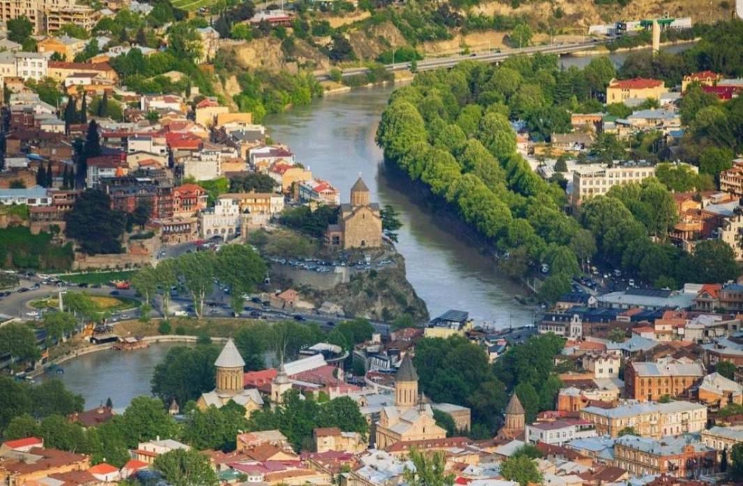 Hostel Pirosmani Тбилиси Экстерьер фото