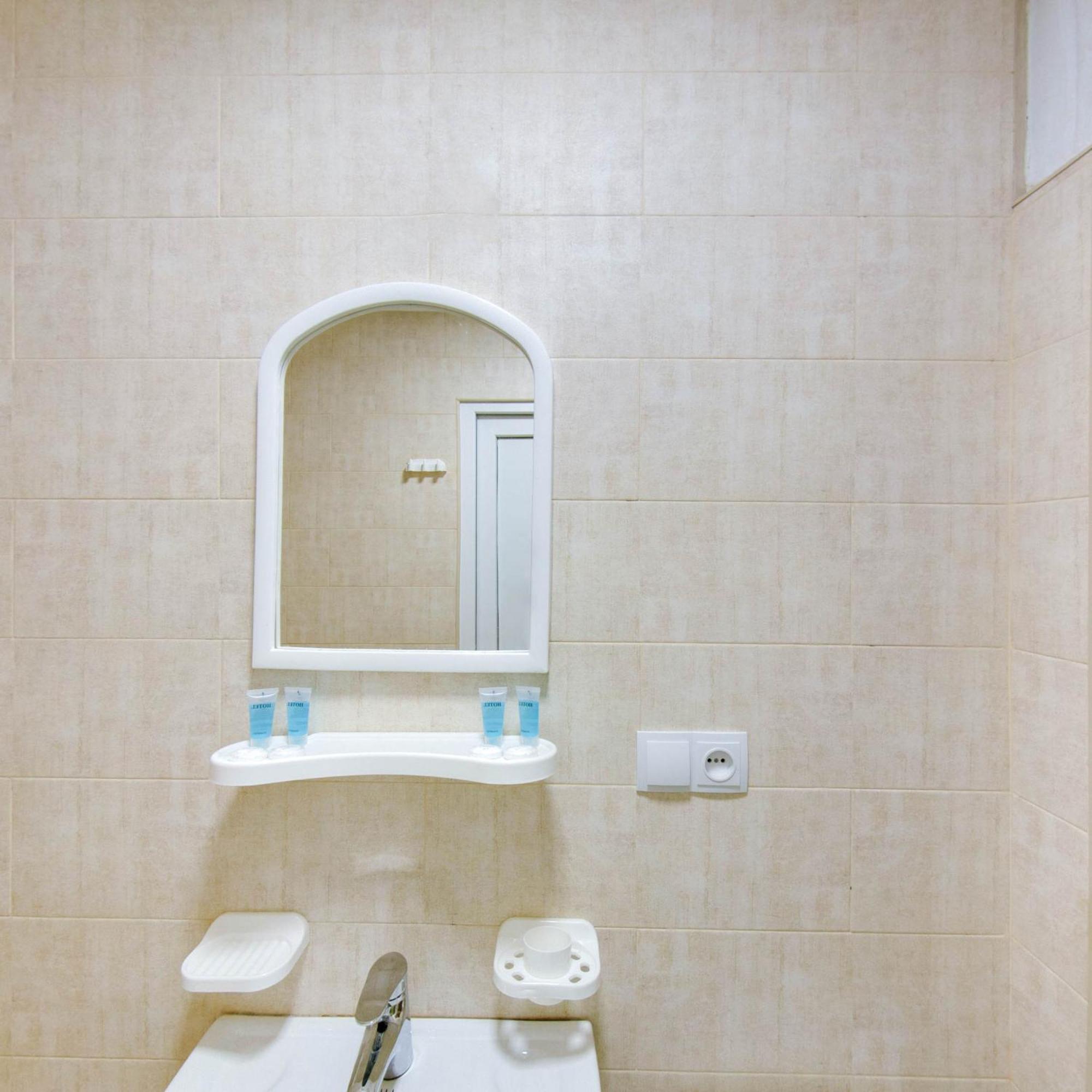 Hostel Pirosmani Тбилиси Экстерьер фото