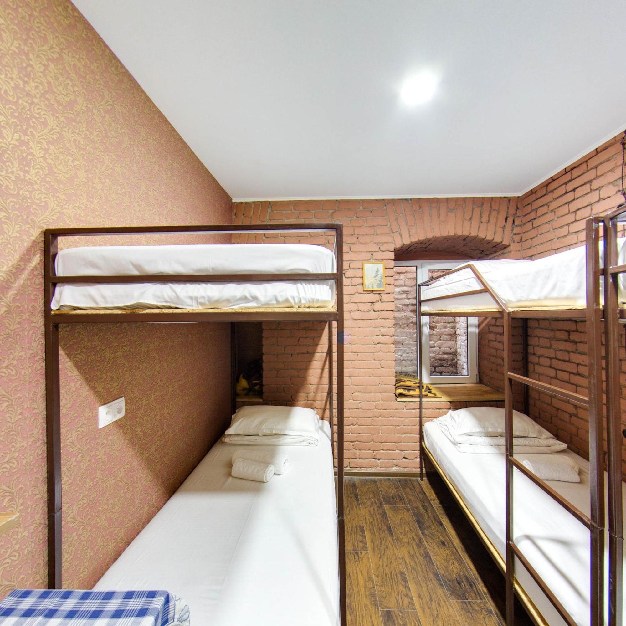 Hostel Pirosmani Тбилиси Экстерьер фото